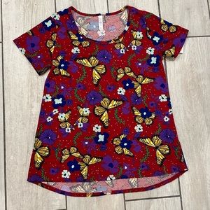 NWT Lularoe pretty butterfly top 🦋